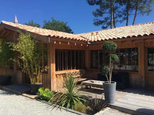 לאקאנו La Maison Moutchic מראה חיצוני תמונה